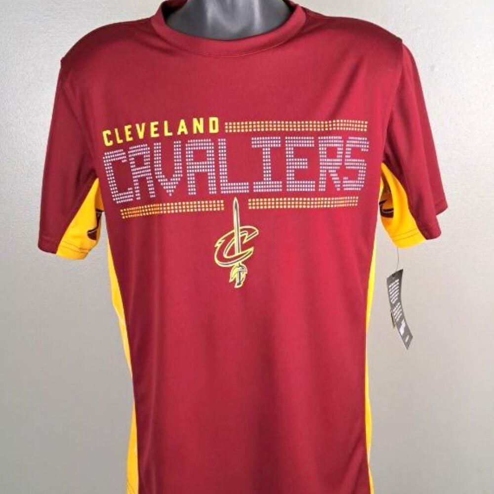CLEVELAND CAVALIERS CAVS T-Shirt with Screened Logos M L XL 2X MAROON & YELLOW